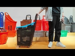 Wat is het verschil tussen een plastic winkelwagen en een metalen winkelwagen?